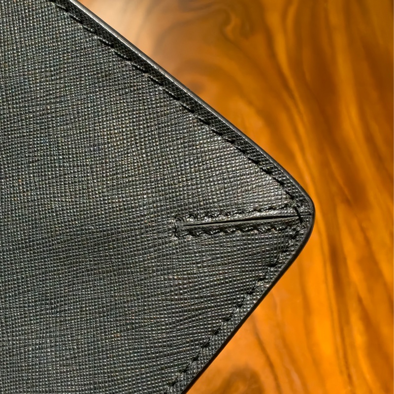 經典款 Tory Burch Emerson 黑金防刮鏈條包-12