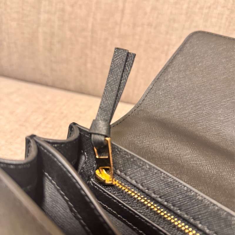 經典款 Tory Burch Emerson 黑金防刮鏈條包-26