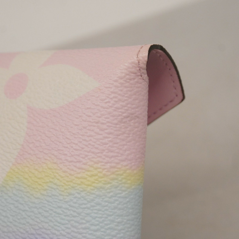 路易威登 LV Escale Kirigami Pochette M69119 多色女士手袋-6