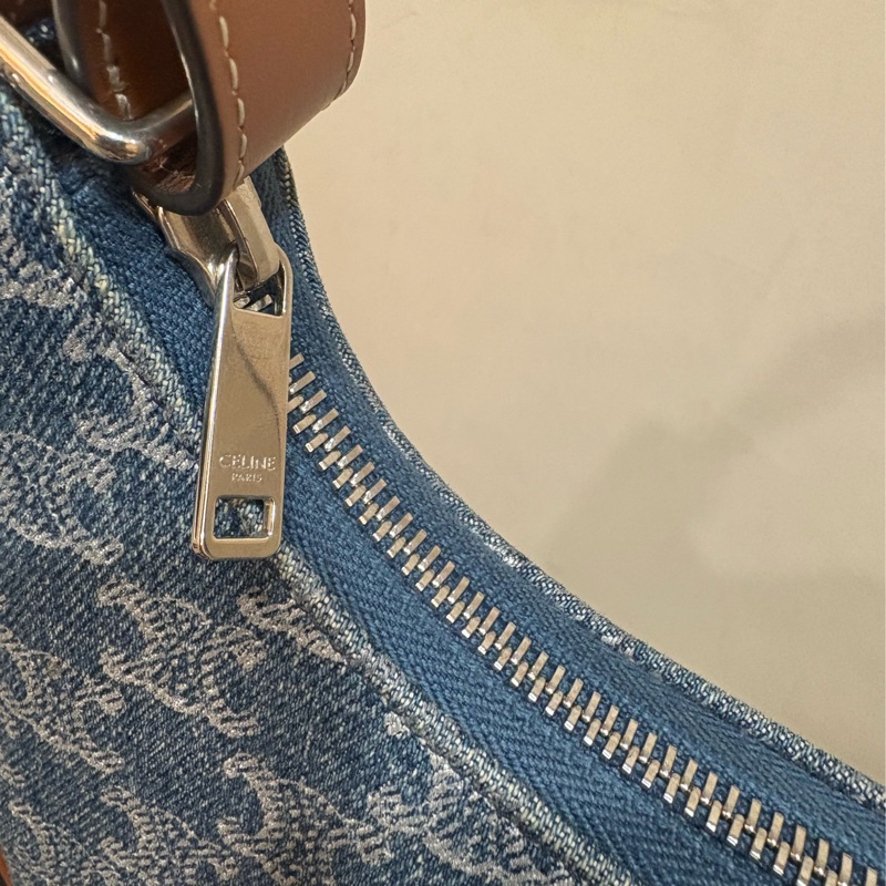 Celine 牛仔丹寧腋下包-2