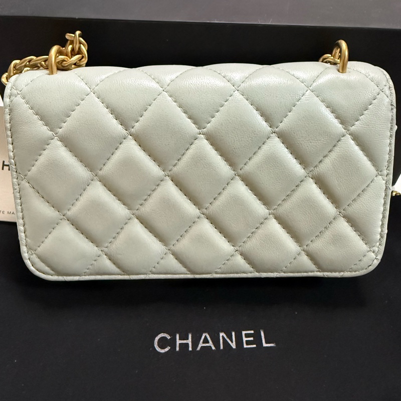 Chanel 山茶花17 cm mini手機包/肩背包 山茶花金色可調節扣-31