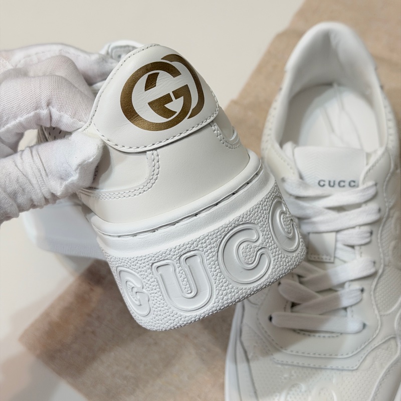 914intheair精品代購『全新閒置』Gucci古馳浮雕GG Logo 厚底餅乾鞋小白鞋-23