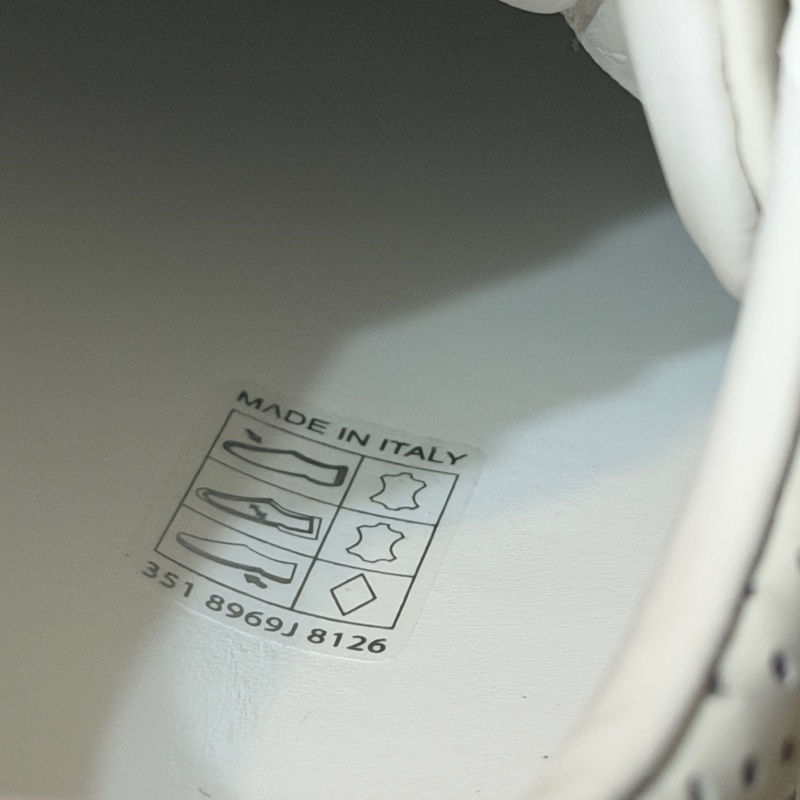 914intheair精品代購『全新閒置』Gucci古馳浮雕GG Logo 厚底餅乾鞋小白鞋-35