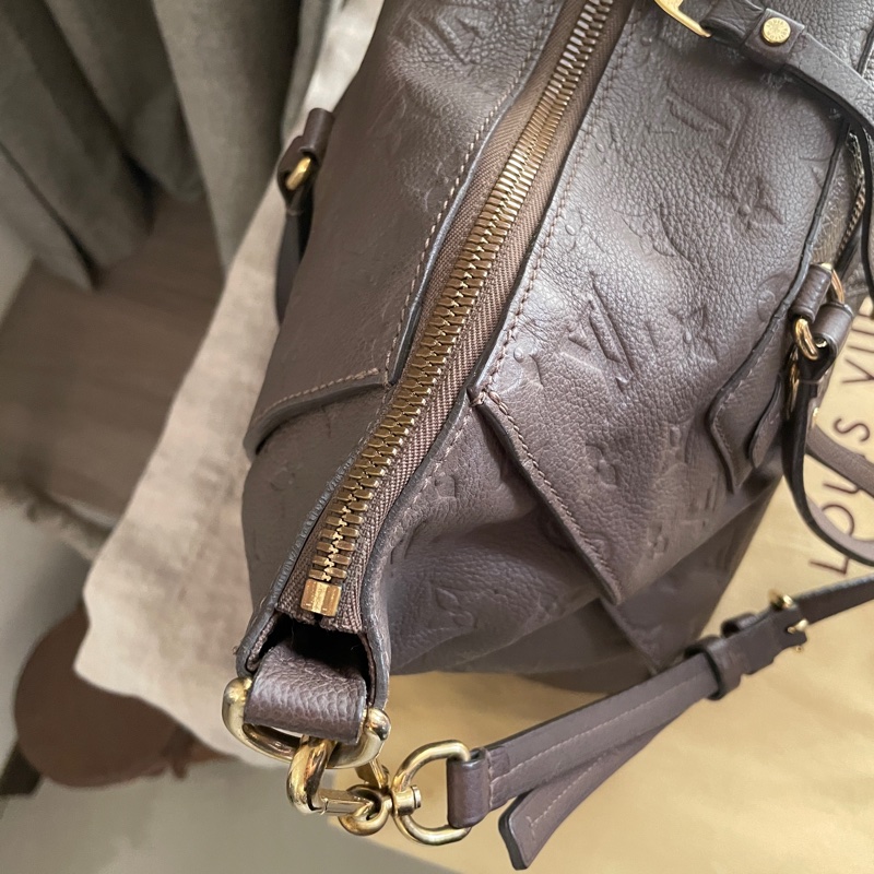 Louis Vuitton高級系列全皮托特包原10幾萬🎞LV老花字壓紋🎞 類never full🎞瀟🎞手提/肩背/側背/斜背/小資包/媽媽包/過夜包🎞正品🎞況好🎞🈶️原包附長背帶-23