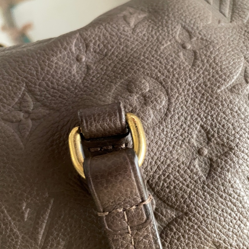 Louis Vuitton高級系列全皮托特包原10幾萬🎞LV老花字壓紋🎞 類never full🎞瀟🎞手提/肩背/側背/斜背/小資包/媽媽包/過夜包🎞正品🎞況好🎞🈶️原包附長背帶-26