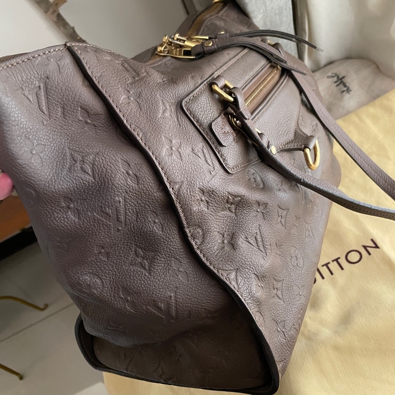 Louis Vuitton高級系列全皮托特包原10幾萬🎞LV老花字壓紋🎞 類never full🎞瀟🎞手提/肩背/側背/斜背/小資包/媽媽包/過夜包🎞正品🎞況好🎞🈶️原包附長背帶-54