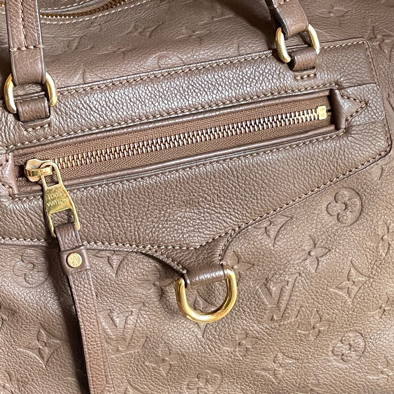 Louis Vuitton高級系列全皮托特包原10幾萬🎞LV老花字壓紋🎞 類never full🎞瀟🎞手提/肩背/側背/斜背/小資包/媽媽包/過夜包🎞正品🎞況好🎞🈶️原包附長背帶-65