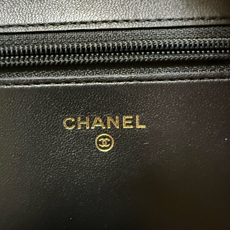 Chanel boy woc-25