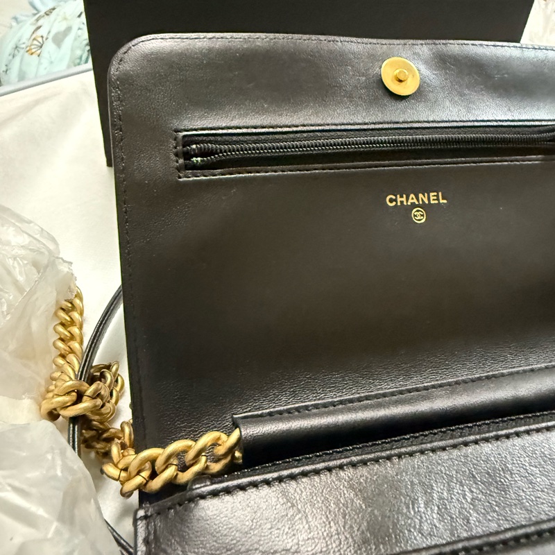 Chanel boy woc-28