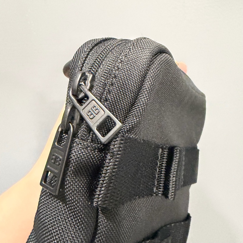 Balenciaga 巴黎世家 尼龍 小包 斜背包 黑-13