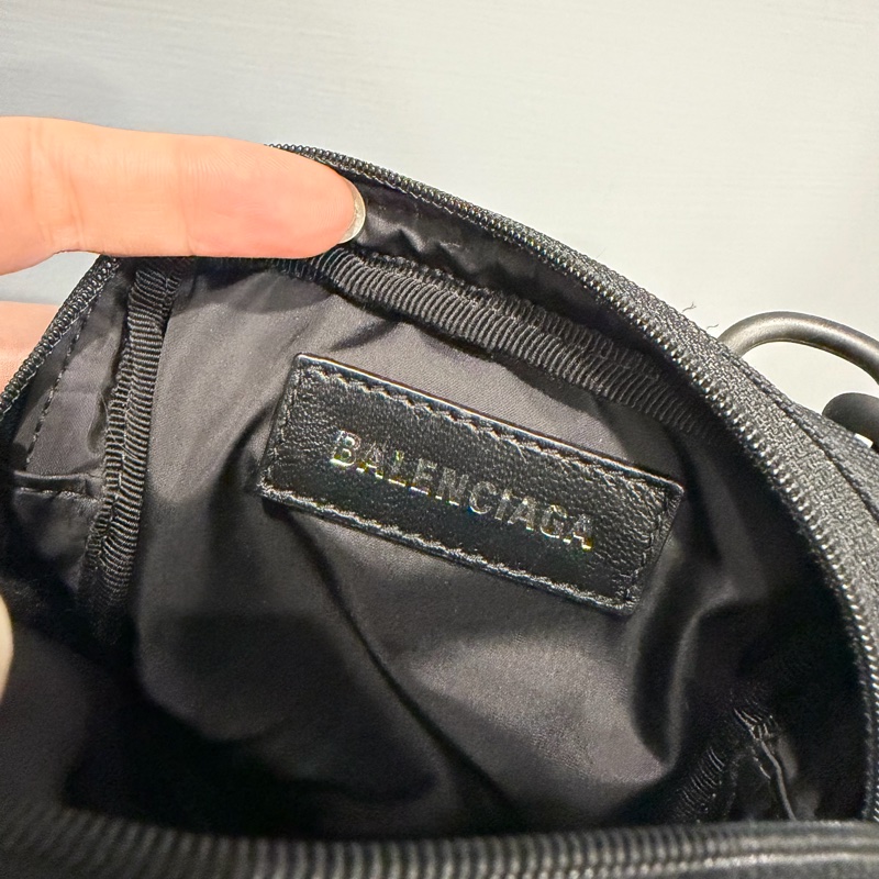 Balenciaga 巴黎世家 尼龍 小包 斜背包 黑-21