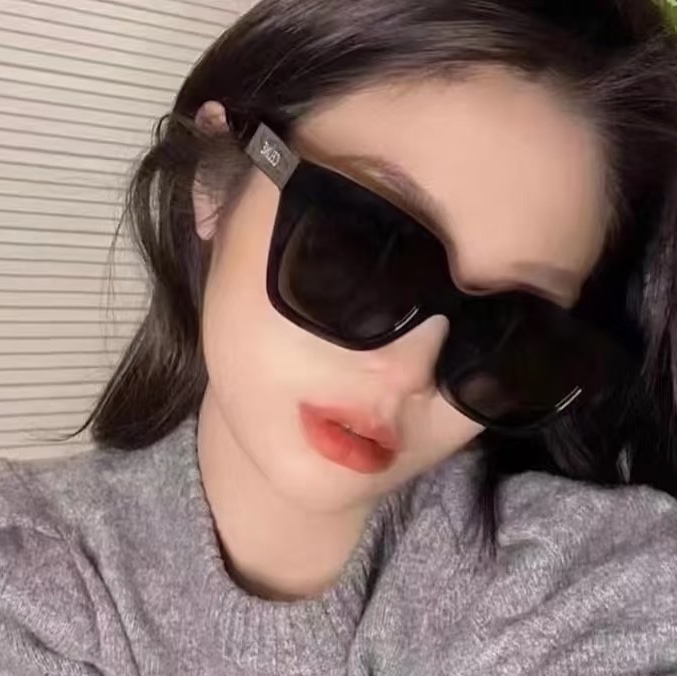 Celine 爆款 黑色方框 墨鏡 太陽眼鏡-35