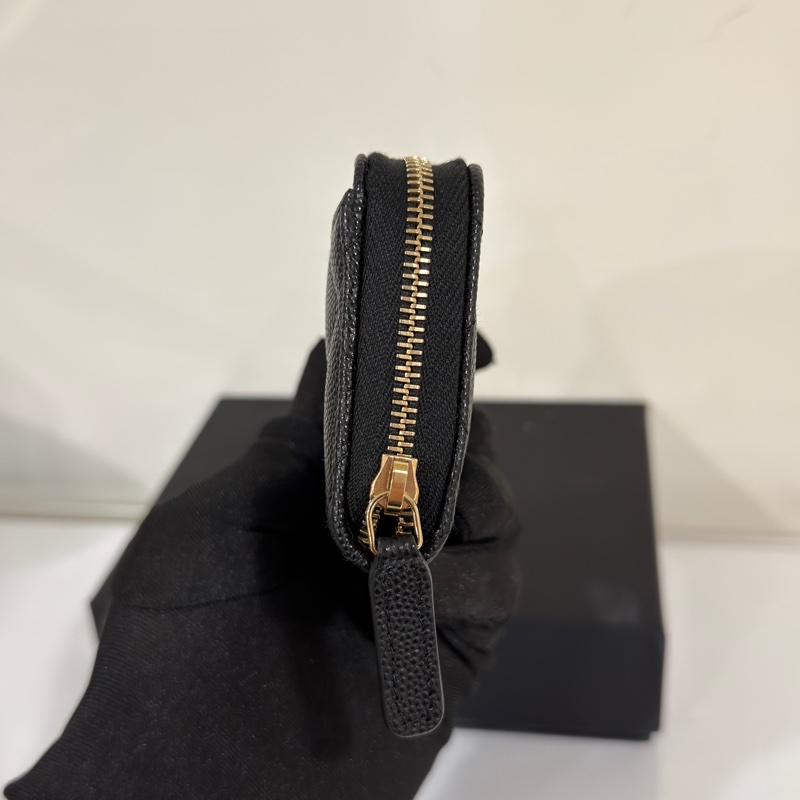 #全新帶膜 #全配🉑送禮 #芯片款 香奈兒黑金勳章款拉鍊零錢包-2