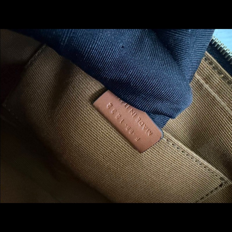 CELINE 凱旋門系列經典老花相機包-23