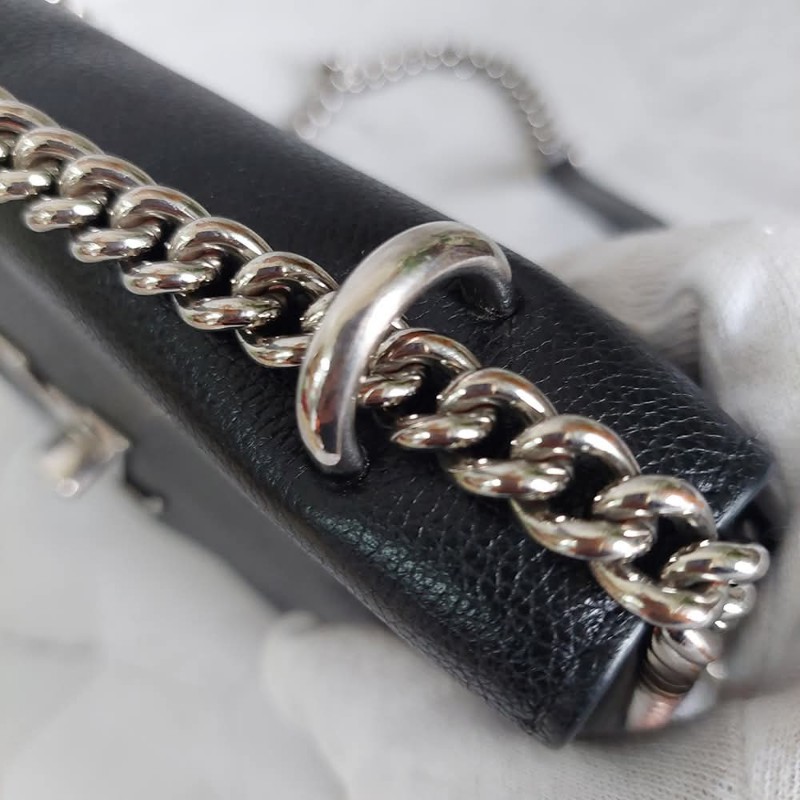 LV Mylockme Chain Pochette小牛皮肩背包 M63471-27