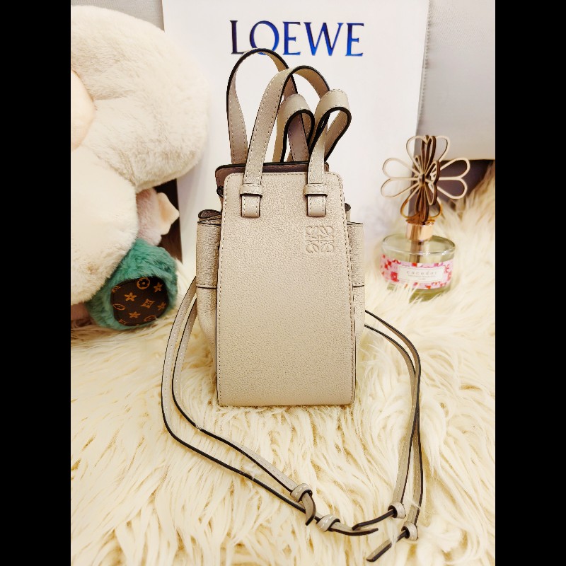 Loewe Mini Hammock 迷你抽繩吊床包-4