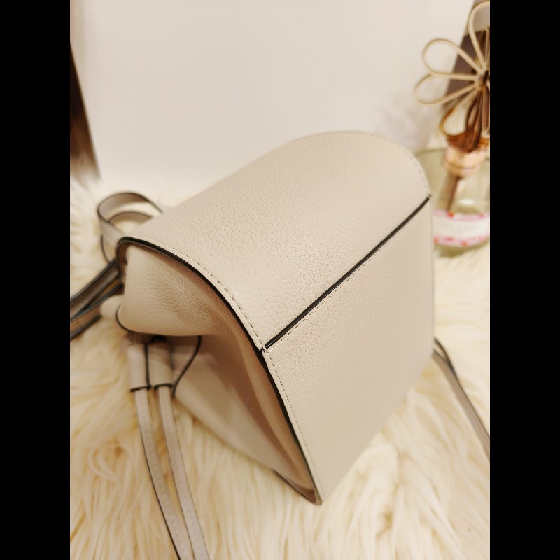 Loewe Mini Hammock 迷你抽繩吊床包-11