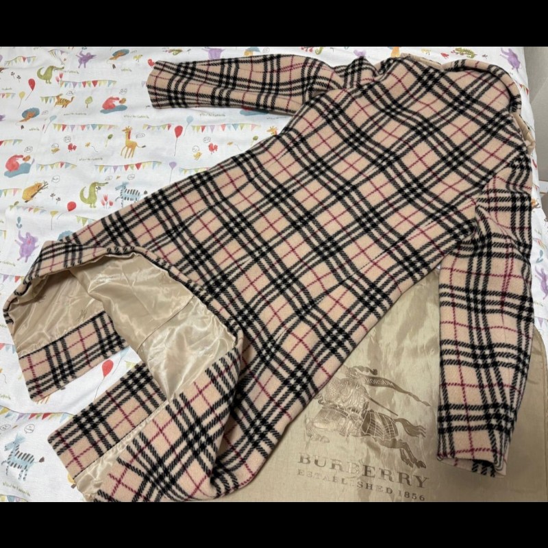 原價9萬8／近新品／Burberry時尚女神羊毛外套-3