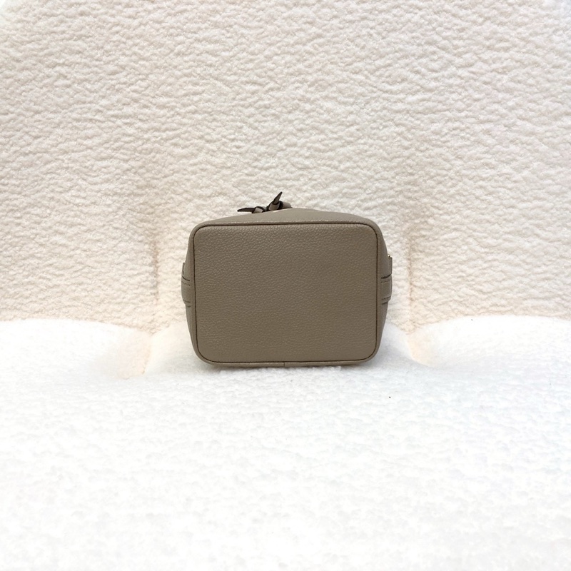 路易威登LV斑鳩灰牛皮壓紋Nano Noe水桶包M46291-5