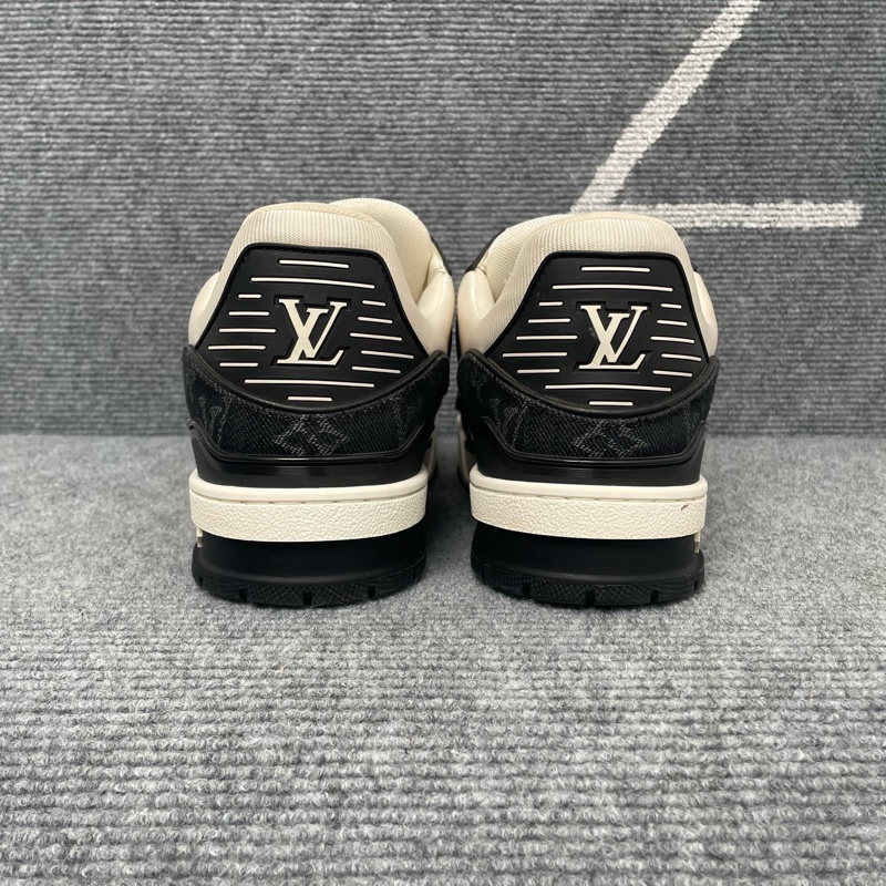 97新 LV 黑白老花牛仔布trainer板鞋8碼=42碼-5