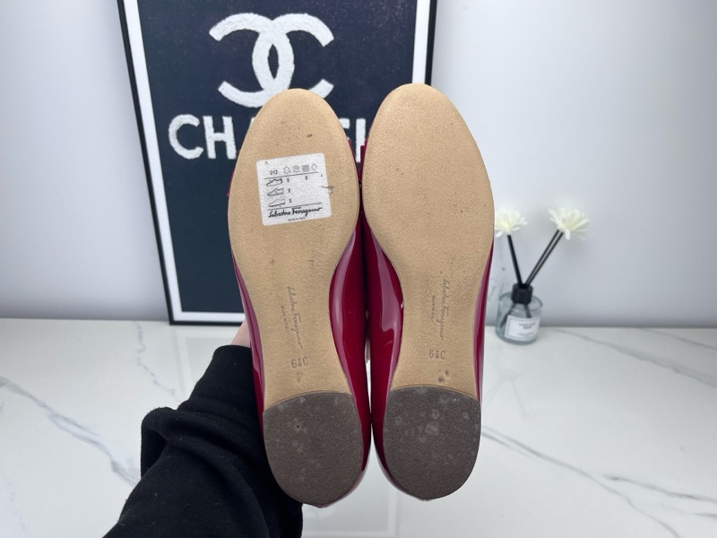 98新 Ferregamo菲拉格慕 酒紅平底鞋 37碼-7