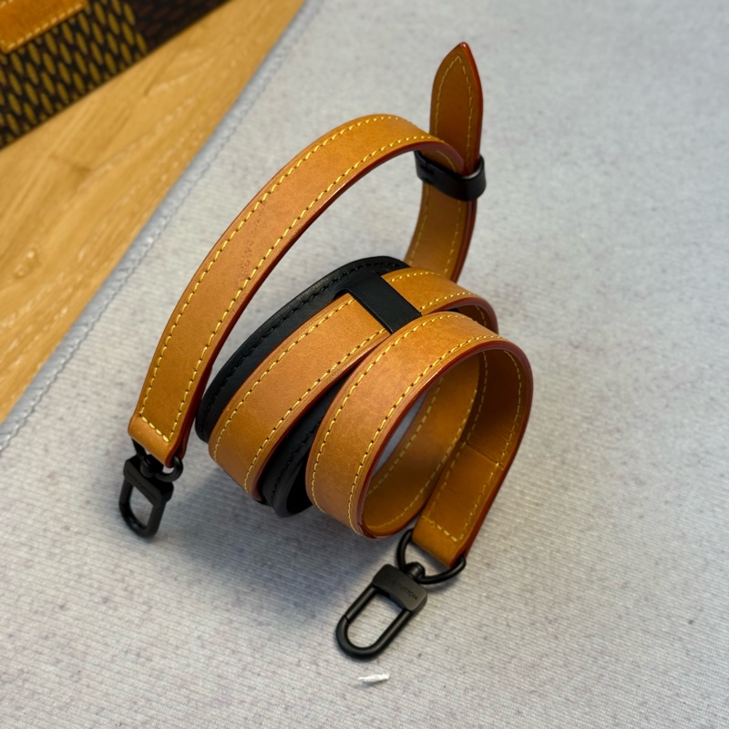 LV Nigo 限量聯名 琴譜托特斜背包-21