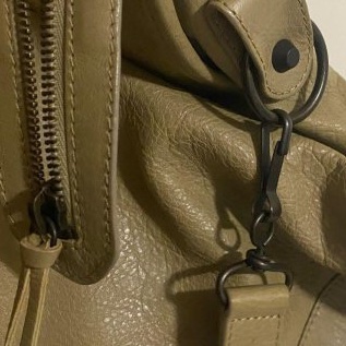 限時特價✅好裝 超美色 大款 日常 旅行包  巴黎世家 機車包 真品 容量大 Balenciaga 奶茶色 大地色 包美 好搭 容量有 經典包款-17