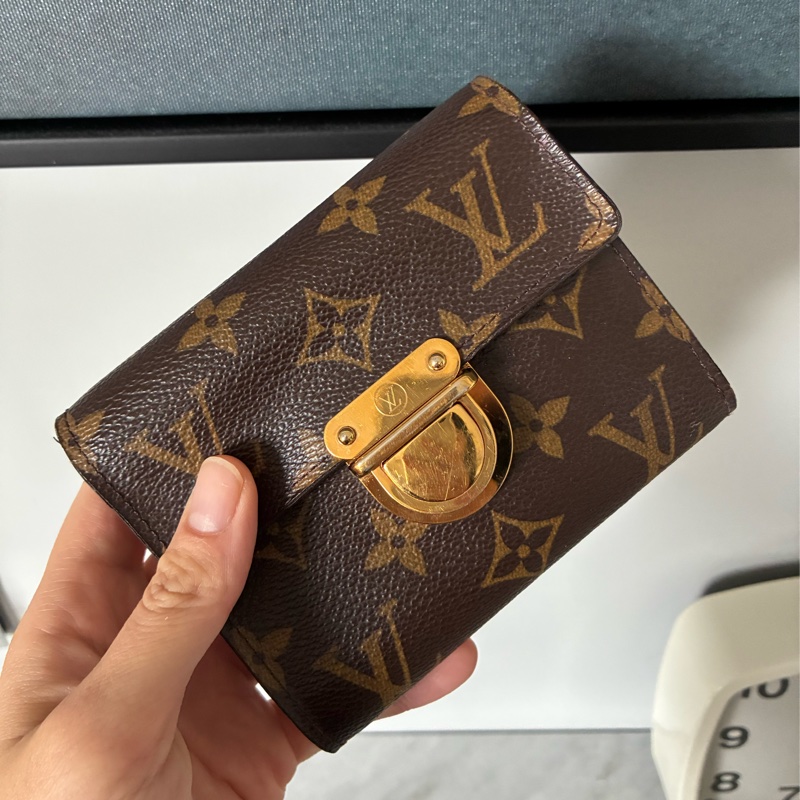 Lv 曼哈頓鎖頭短夾-0