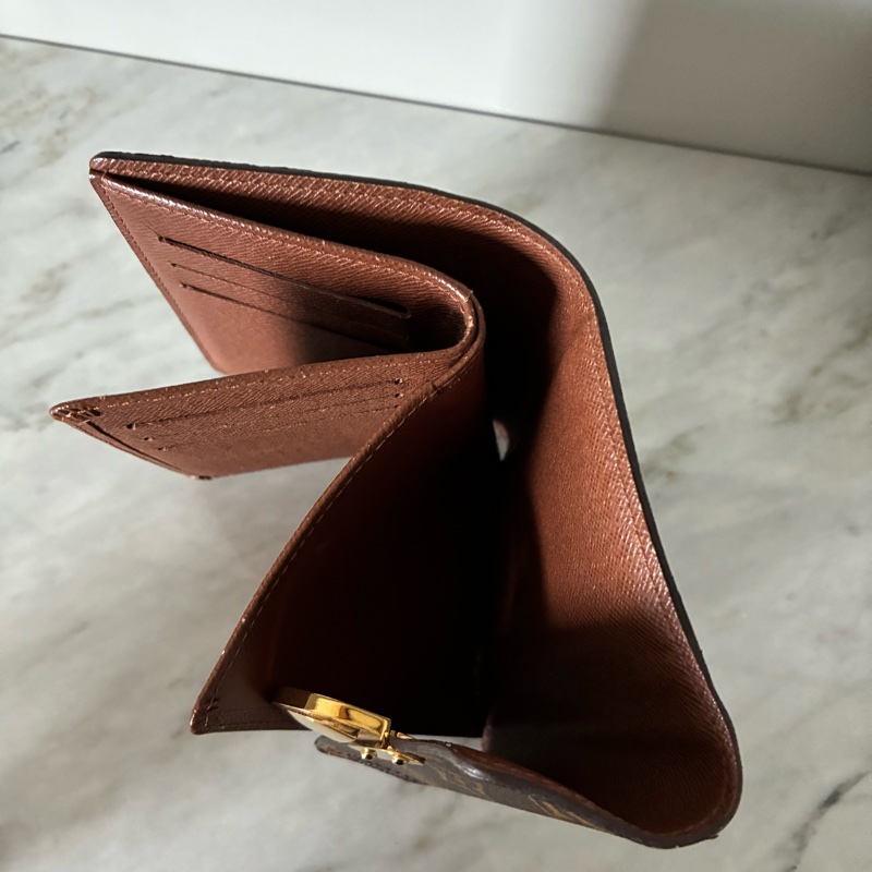 Lv 曼哈頓鎖頭短夾-7