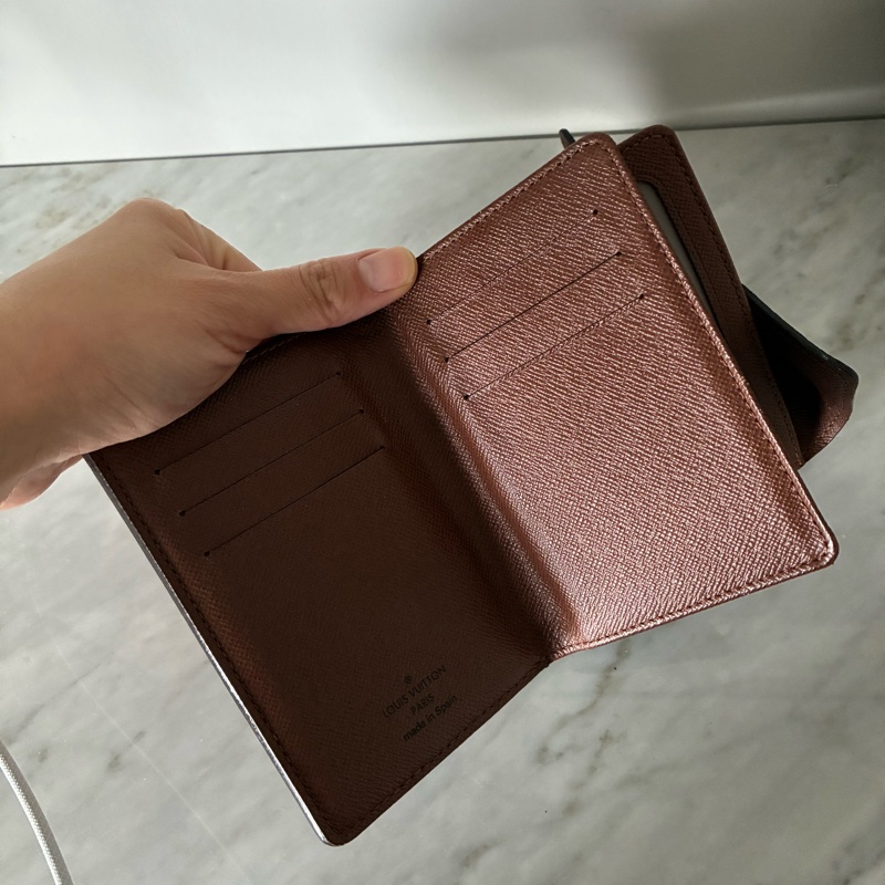 Lv 曼哈頓鎖頭短夾-16