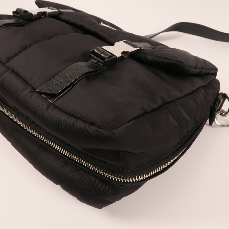 PRADA 尼龍Shoulder Bag銀扣肩背袋-6