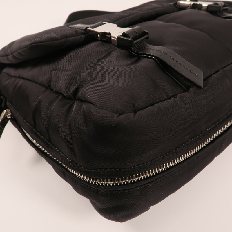 PRADA 尼龍Shoulder Bag銀扣肩背袋-7
