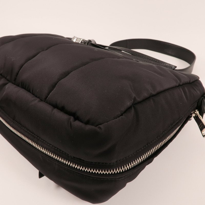 PRADA 尼龍Shoulder Bag銀扣肩背袋-8
