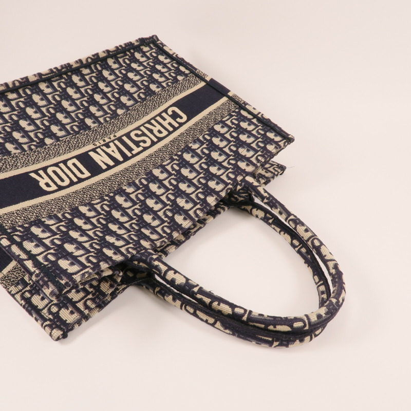 Dior 帆布Book Tote Medium手挽袋-8