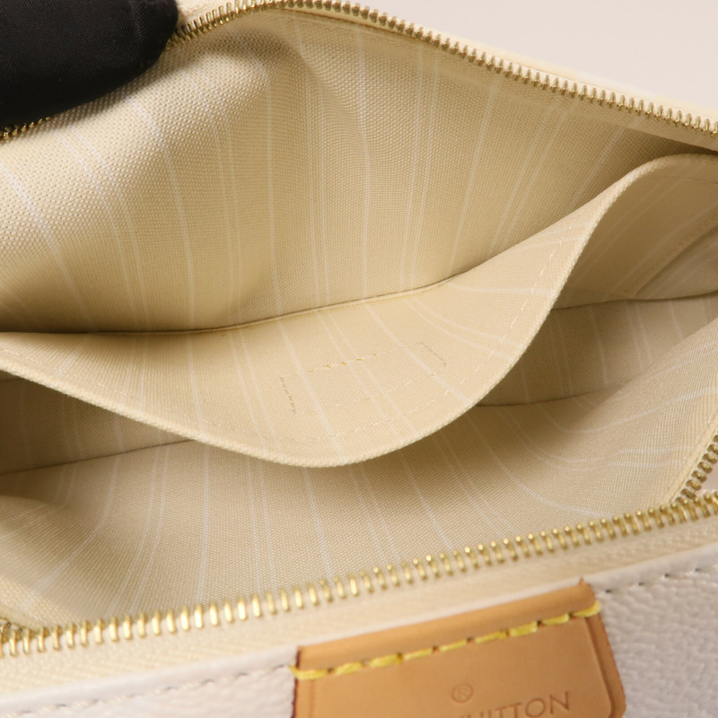 LOUIS VUITTON Monogram Giant Multi Pochette金扣手挽肩背兩用袋-10