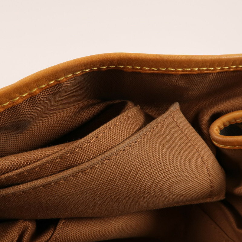 LOUIS VUITTON Monogram Batignolles Vertical金扣手挽袋-14