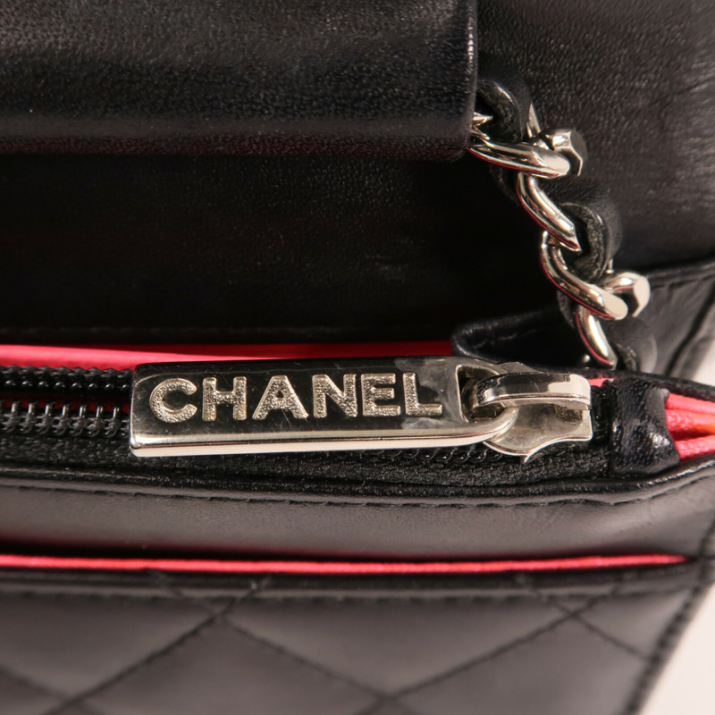 CHANEL 牛皮皮革Cambon Wallet On Chain銀扣鏈帶肩背袋-10