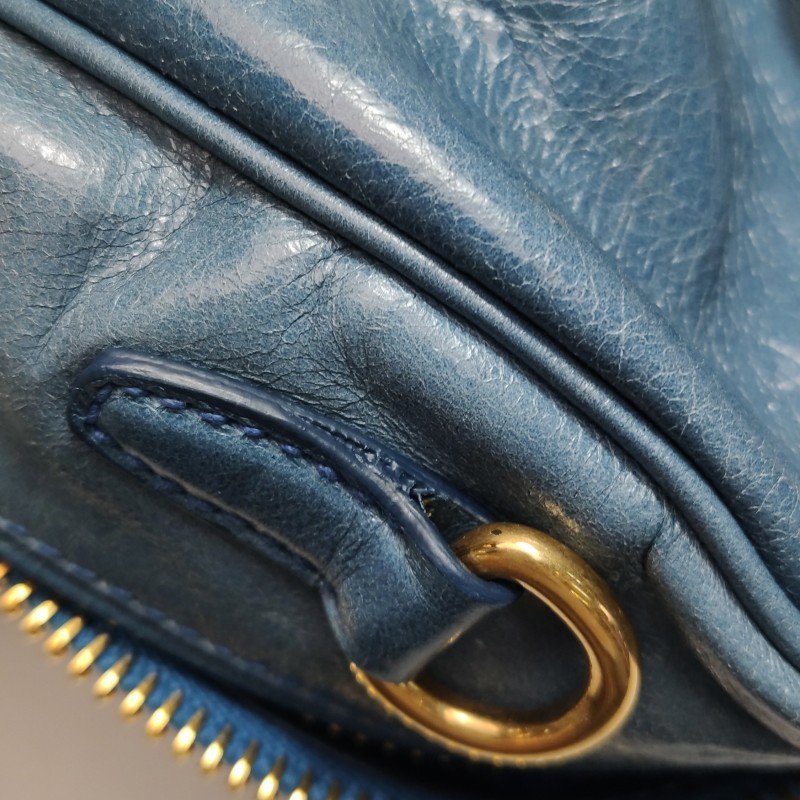 Prada油蠟皮純色字母Logo斜挎包單肩包-22