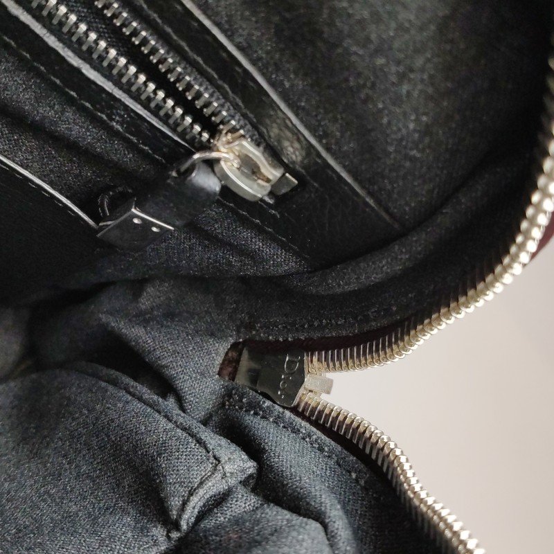 Dior牛皮純色字母Logo公文包斜挎包單肩包-14