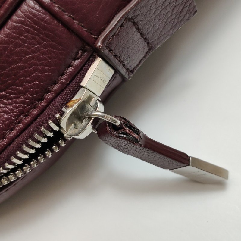 Dior牛皮純色字母Logo公文包斜挎包單肩包-24