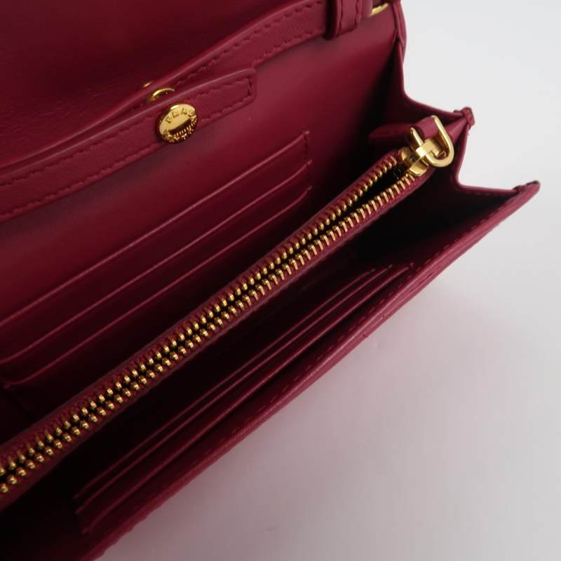 Prada牛皮尼龍布菱格絎縫字母Logo斜挎包單肩包-6