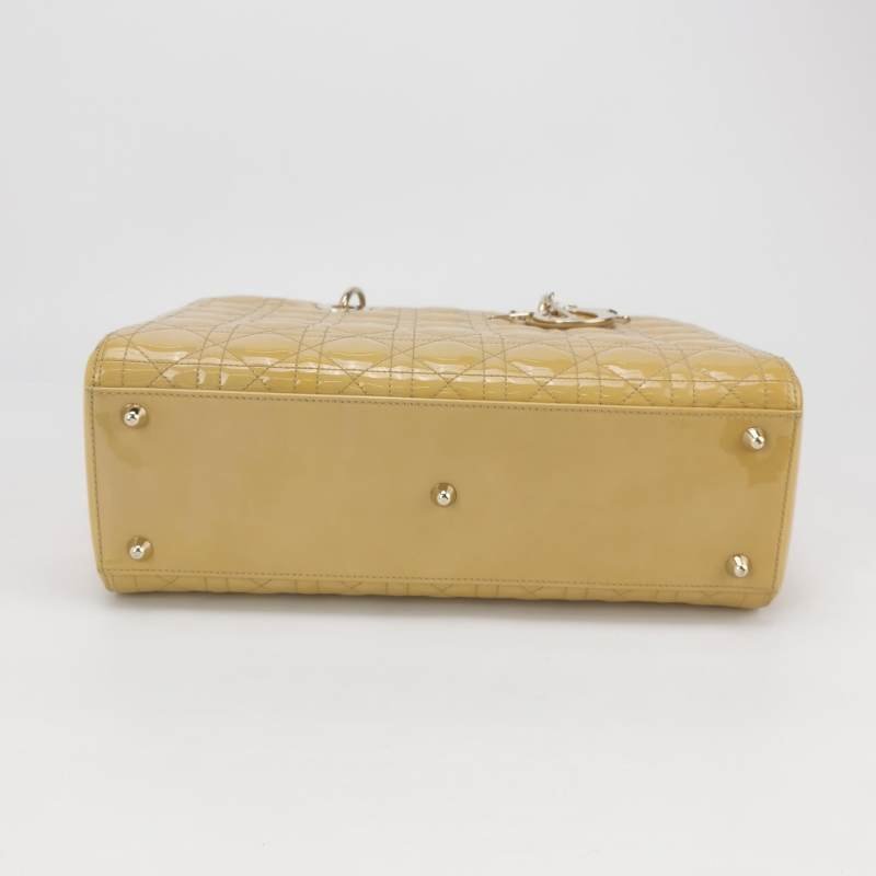 Dior Lady Dior戴妃包大號漆皮藤格紋字母Logo吊飾單肩包-5