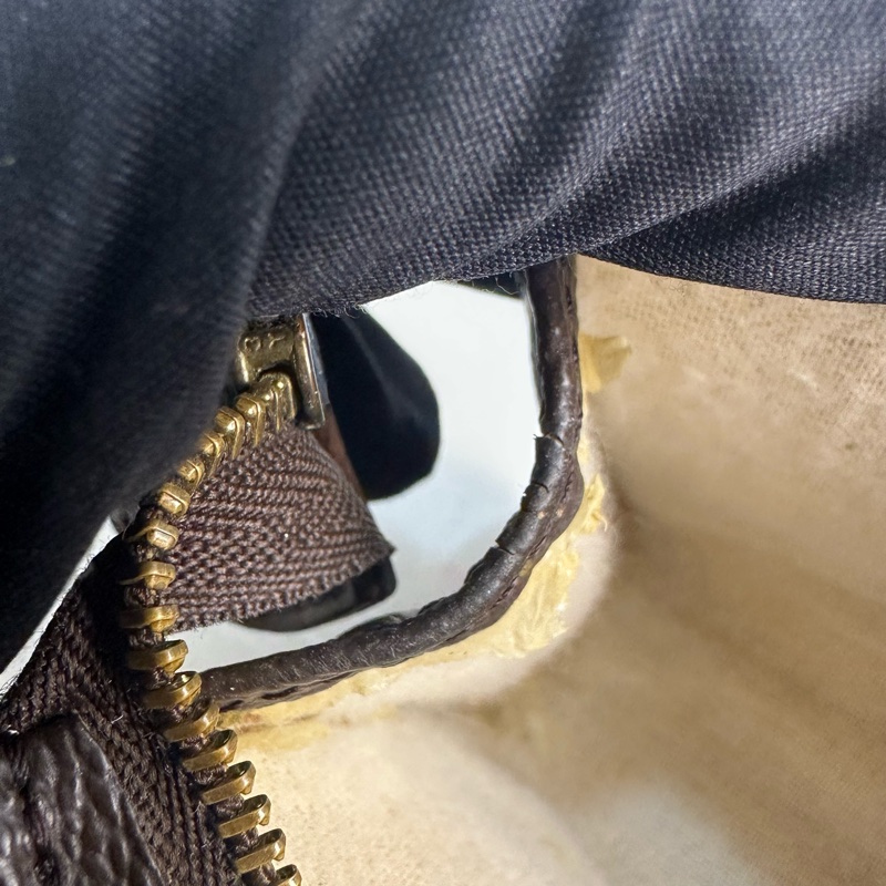 Louis Vuitton 中古老花迷你洗漱手拿包-24