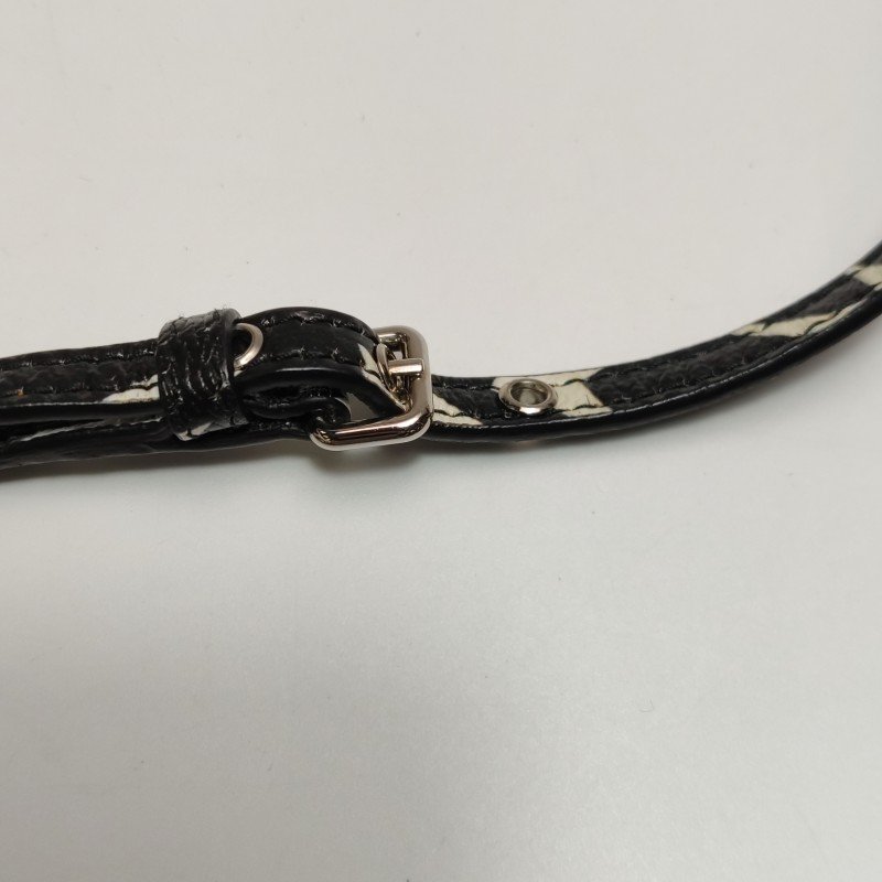 Miu Miu牛皮圖案印花字母Logo拉鏈斜挎包單肩包-14