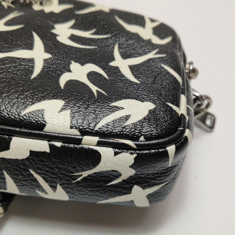 Miu Miu牛皮圖案印花字母Logo拉鏈斜挎包單肩包-17