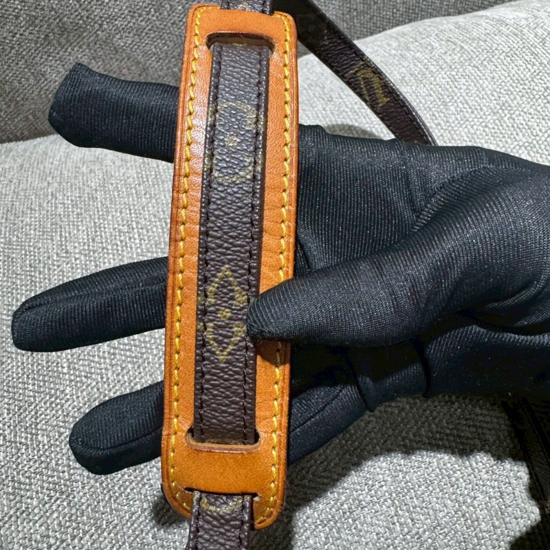 Louis Vuitton Vintage 相機包-22