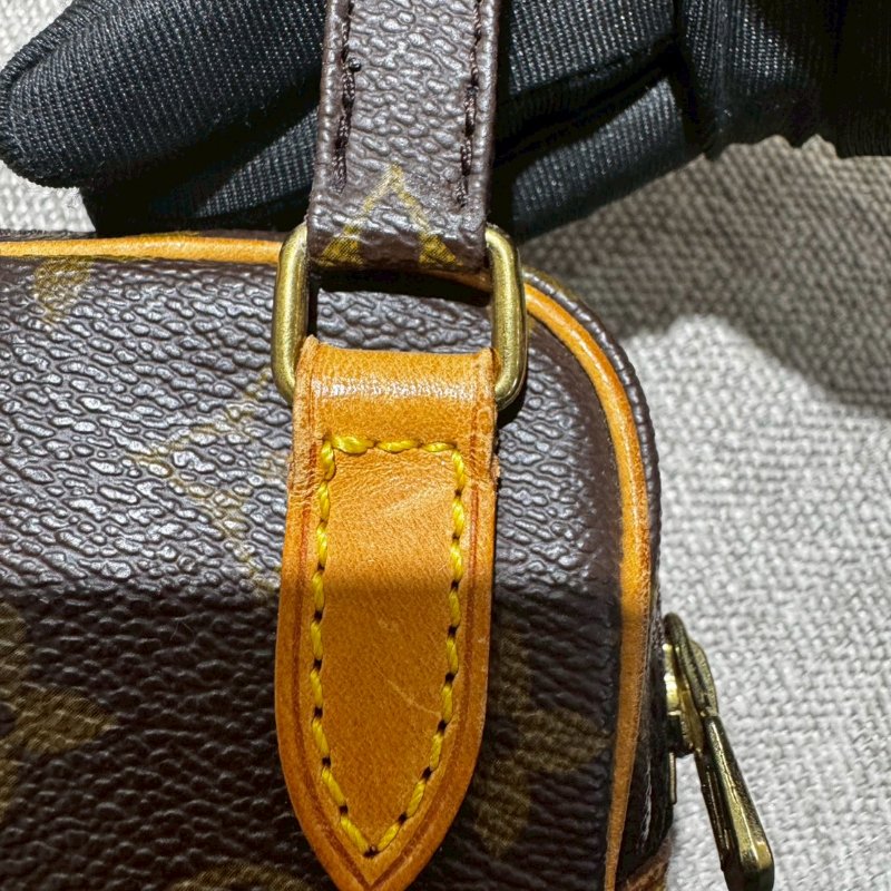 Louis Vuitton Vintage 相機包-31