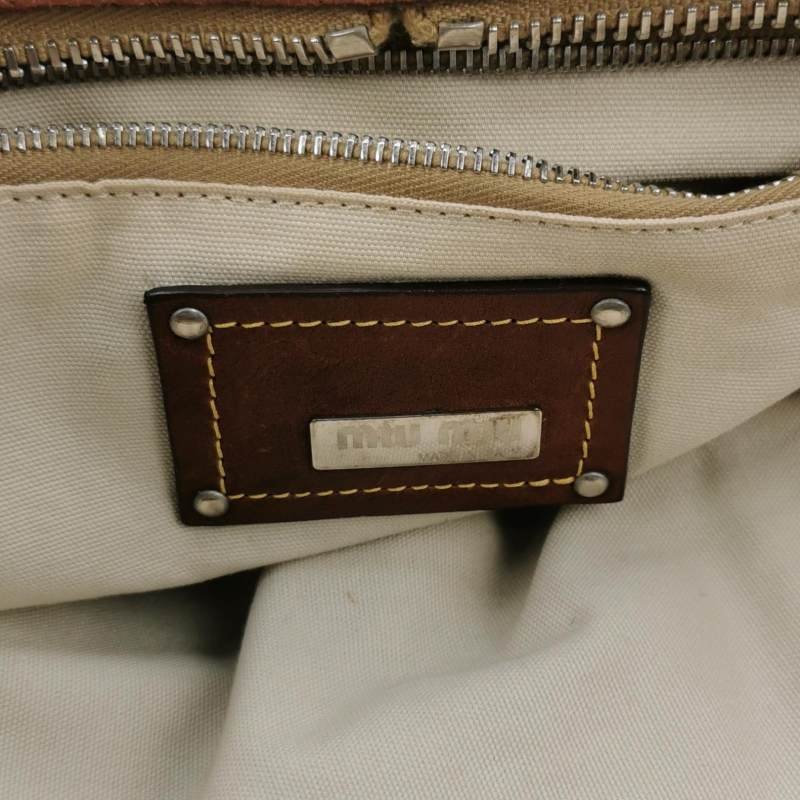 Miu Miu羊皮帆布拼色Logo吊飾拉鏈單肩包-7