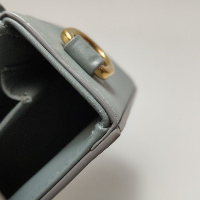 Dior 30 Montaigne蒙田包迷你牛皮純色CD標誌斜挎包單肩包-19