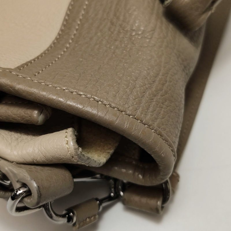 Loewe牛皮拼色logo標識金屬扣斜挎包單肩包-16